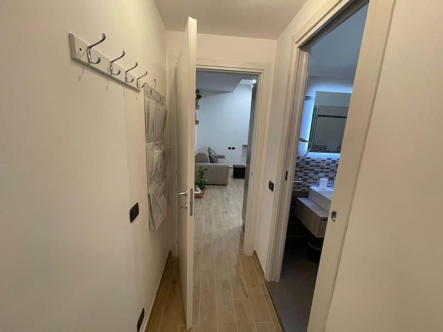 Nel Quartiere Bayres Suite Completamente Rinnovata Milão Exterior foto