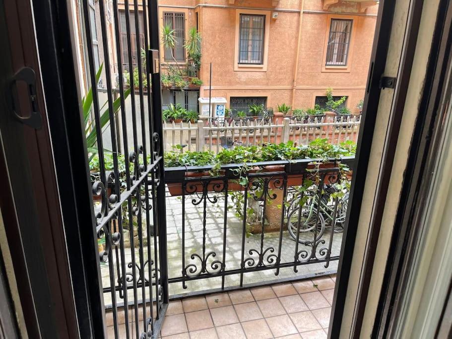 Nel Quartiere Bayres Suite Completamente Rinnovata Milão Exterior foto